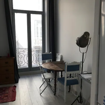 Apartment Climatise Centre *